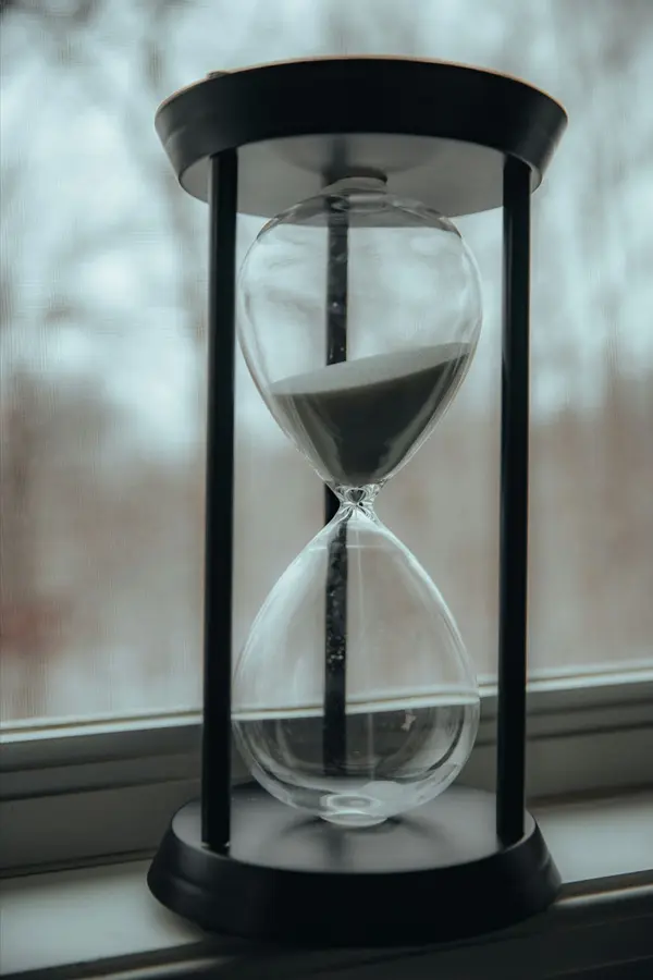 Selling on your own could lead to delays — choose a professional to help — Vision Realty